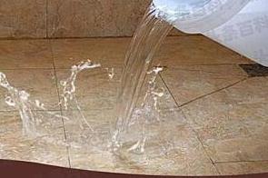 西市漏水维修 免砸砖防水材料该如何施工